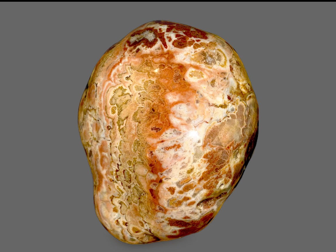 Lake Superior Agate — Large Banded Specimen, Iron-Red Chalcedony, 1,288g (2.84 lb) — detail view