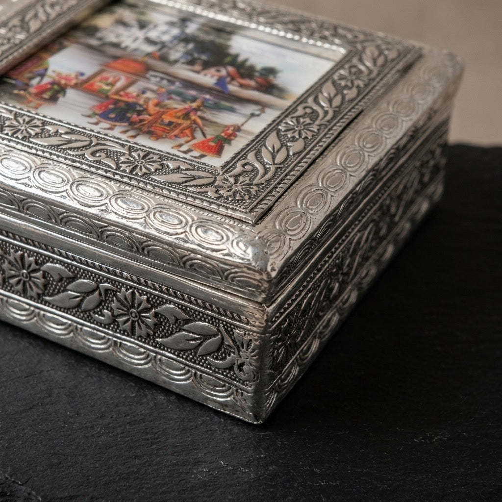 Handmade Indian Meenakari Trinket Box — Ornate Silver Metal & Painted Lid — detail view