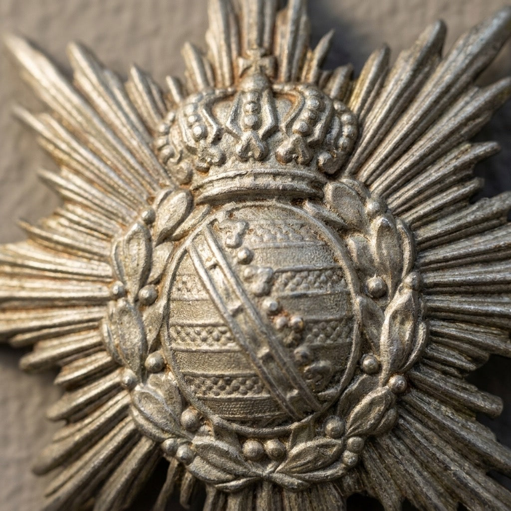 Imperial German Saxon Pickelhaube Star Wappen Badge — detail view
