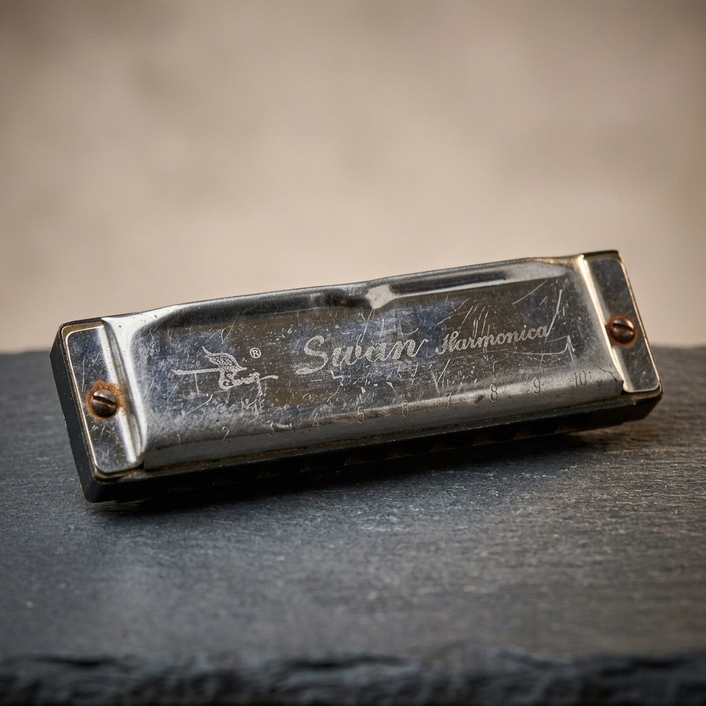 Vintage Swan 10-Hole Diatonic Harmonica — Key of C Blues Harp — main view