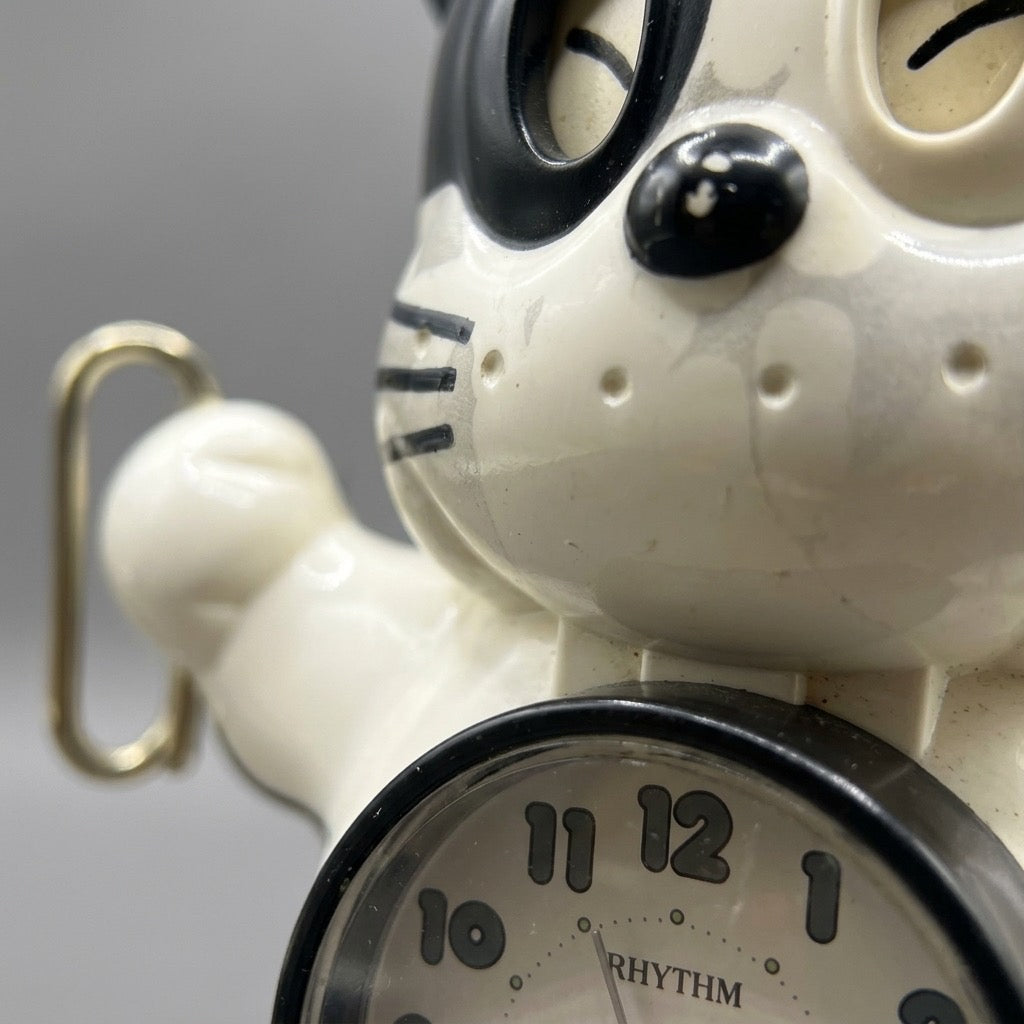 Vintage 1980s Rhythm “Rise & Shine” Black & White Cat Bugle Alarm Clock — Made in Japan — detail view