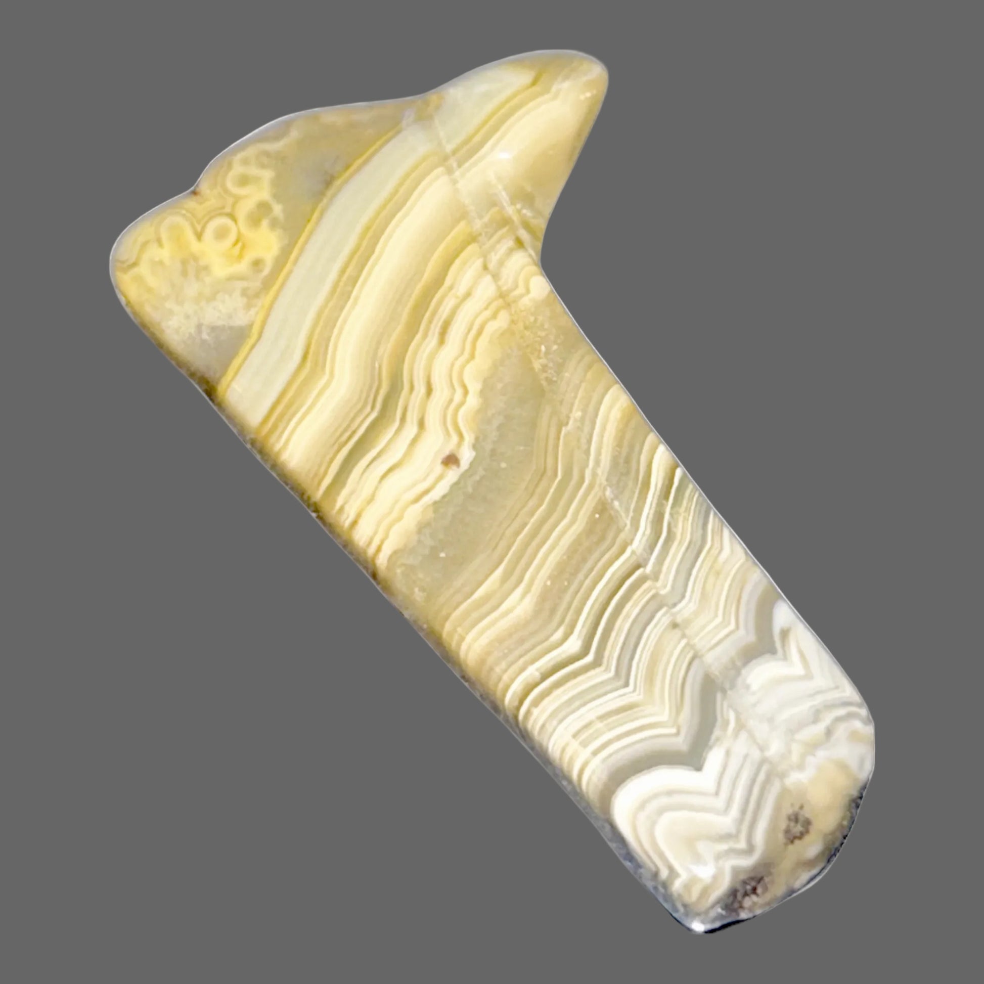 Polished Banded Agate — Fortification Pattern, Translucent Layers, 7g — detail view