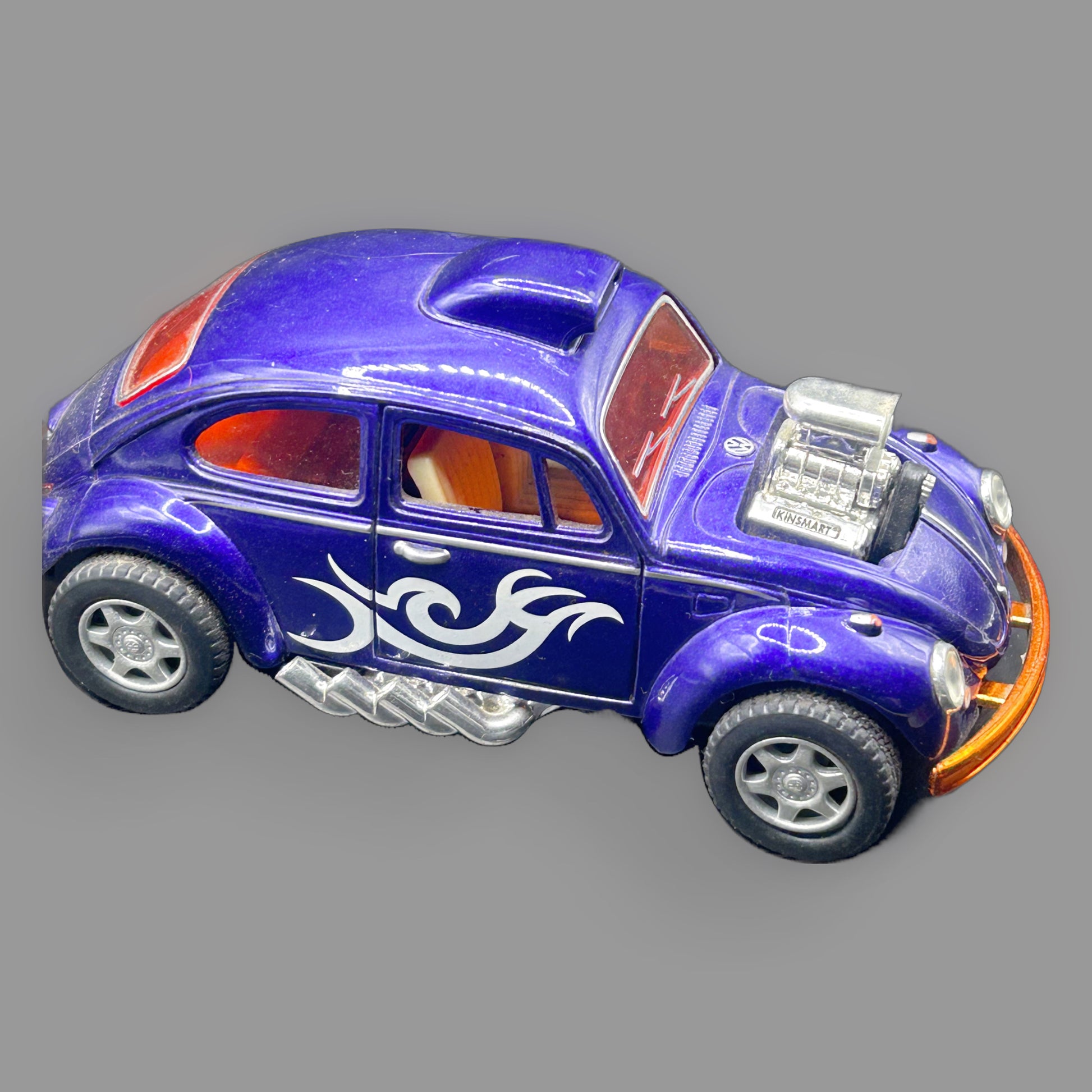 Kinsmart Volkswagen Beetle Dragster Pullback Toy — detail view