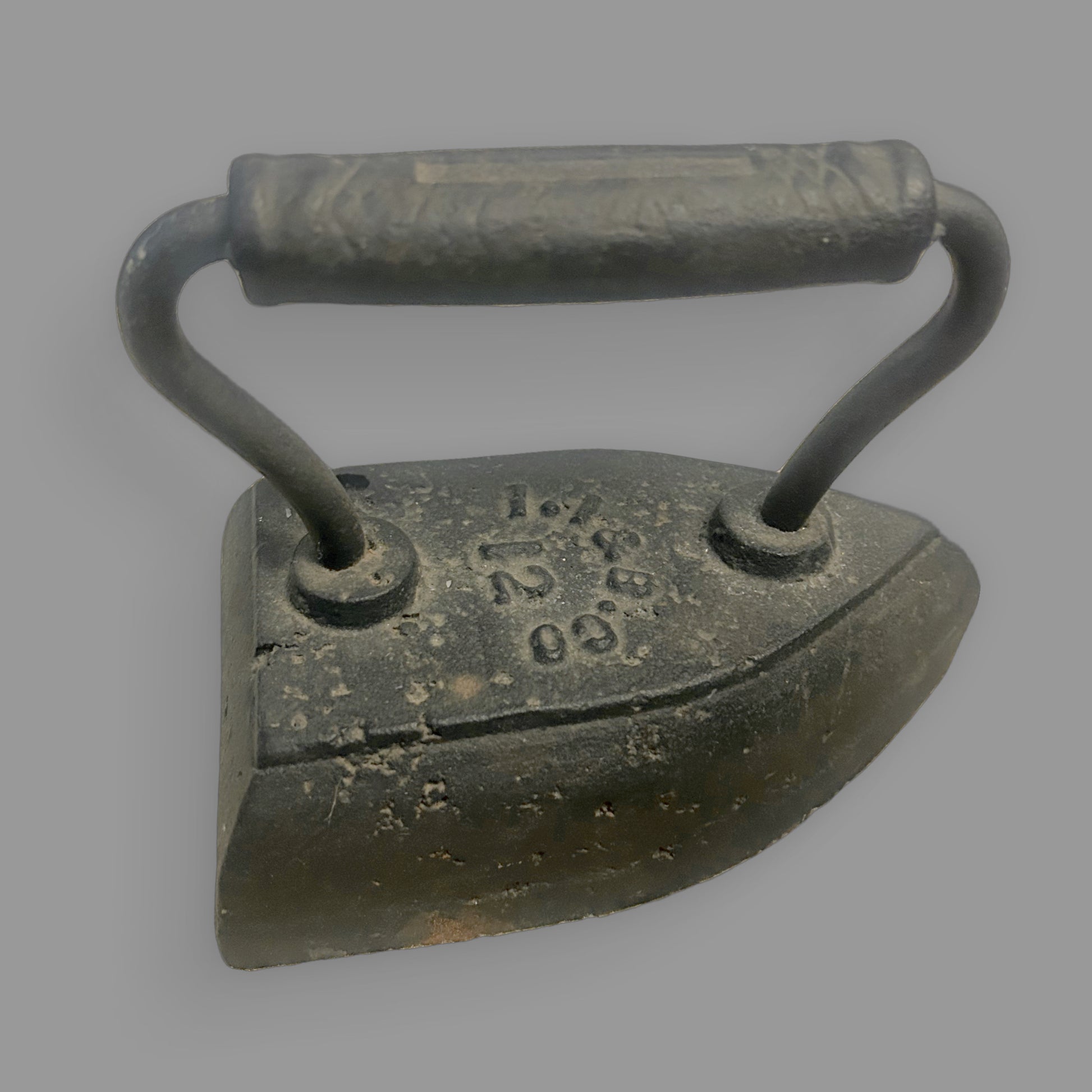 Vintage Cast Iron Sad Iron — Antique Flat Iron Laundry Press — detail view