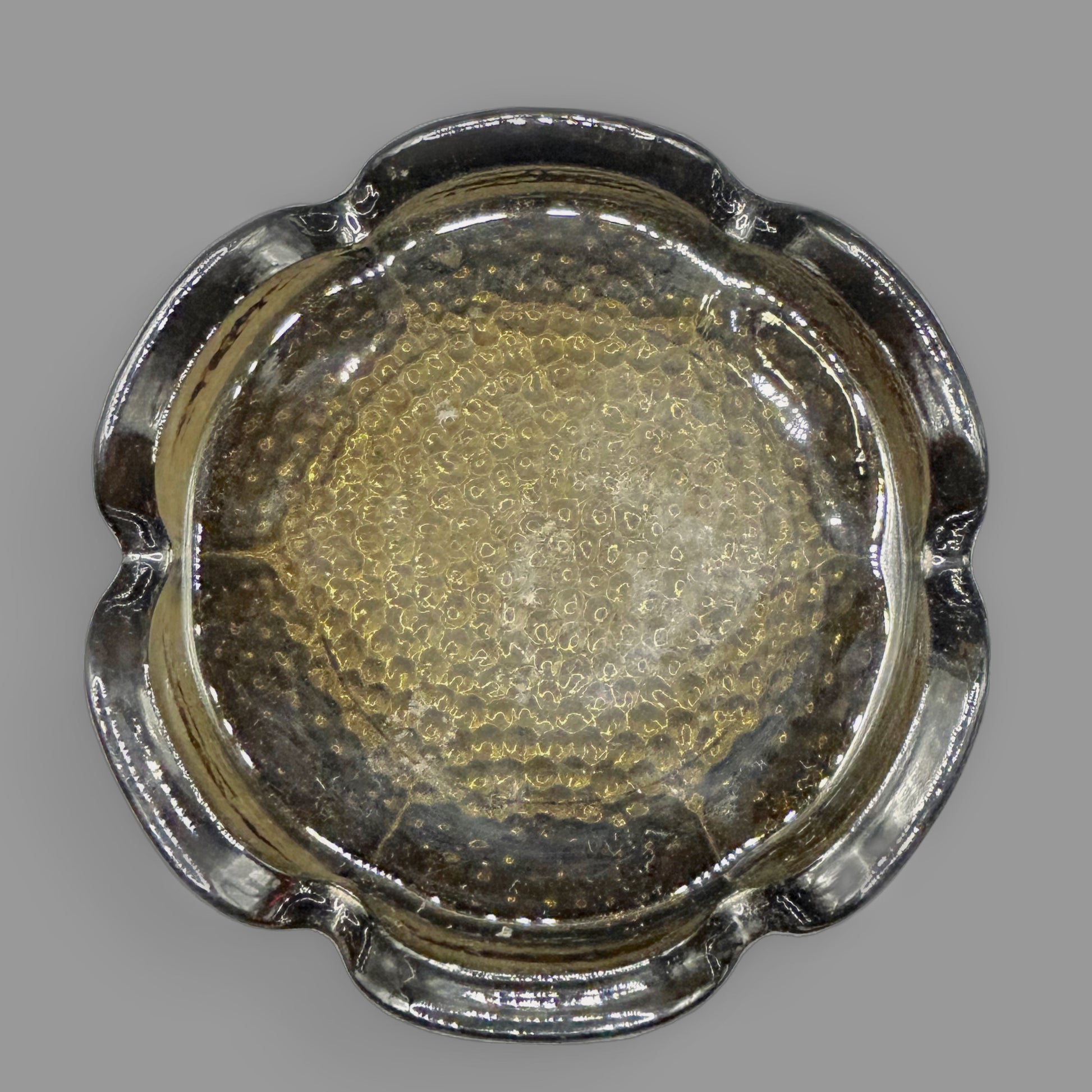 Vintage Amber Scalloped Glass Ashtray — Mid-Century Glassware — detail view