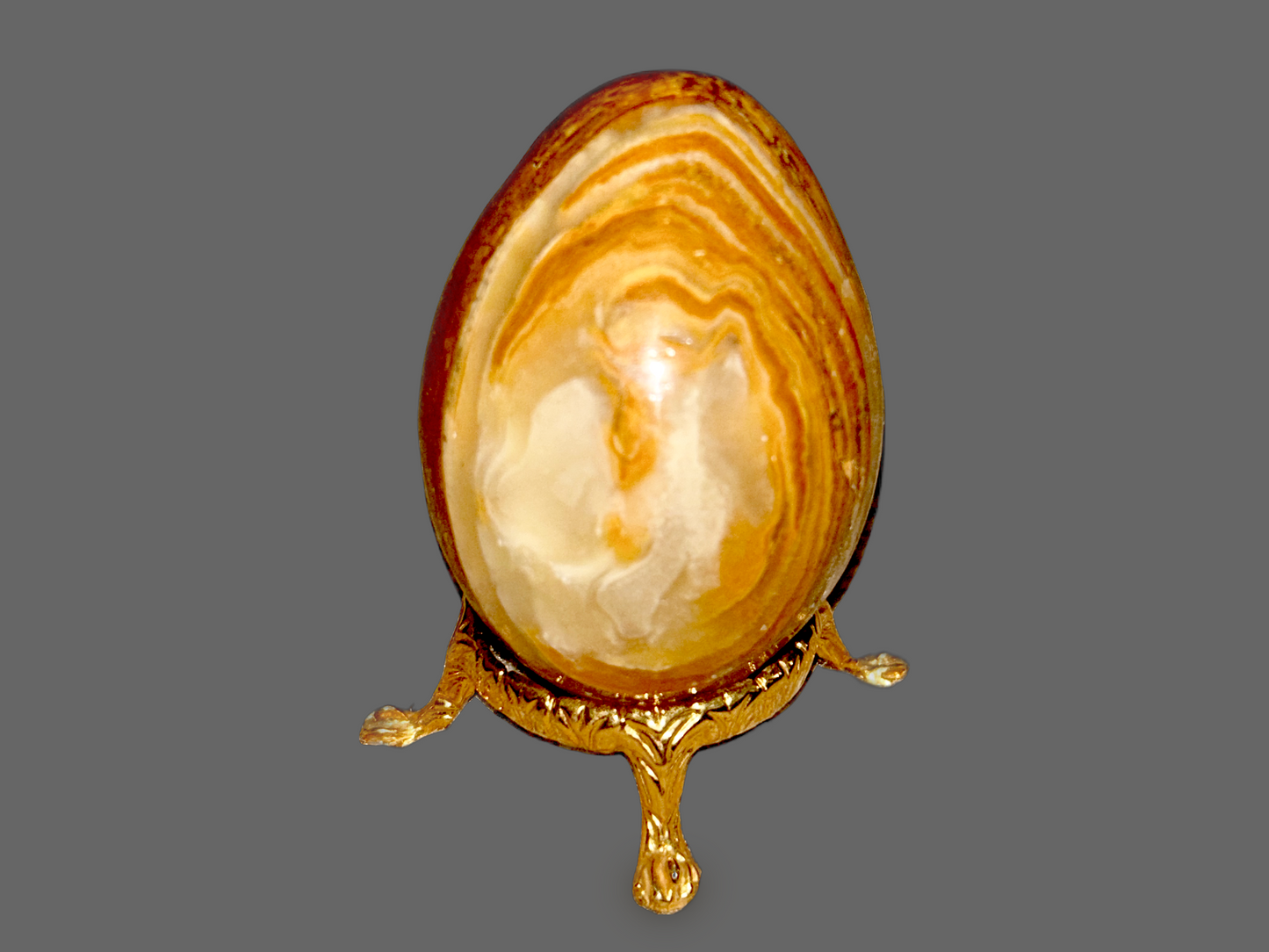 Banded Onyx Egg — Layered Chalcedony, Natural Banding, 194g — detail view