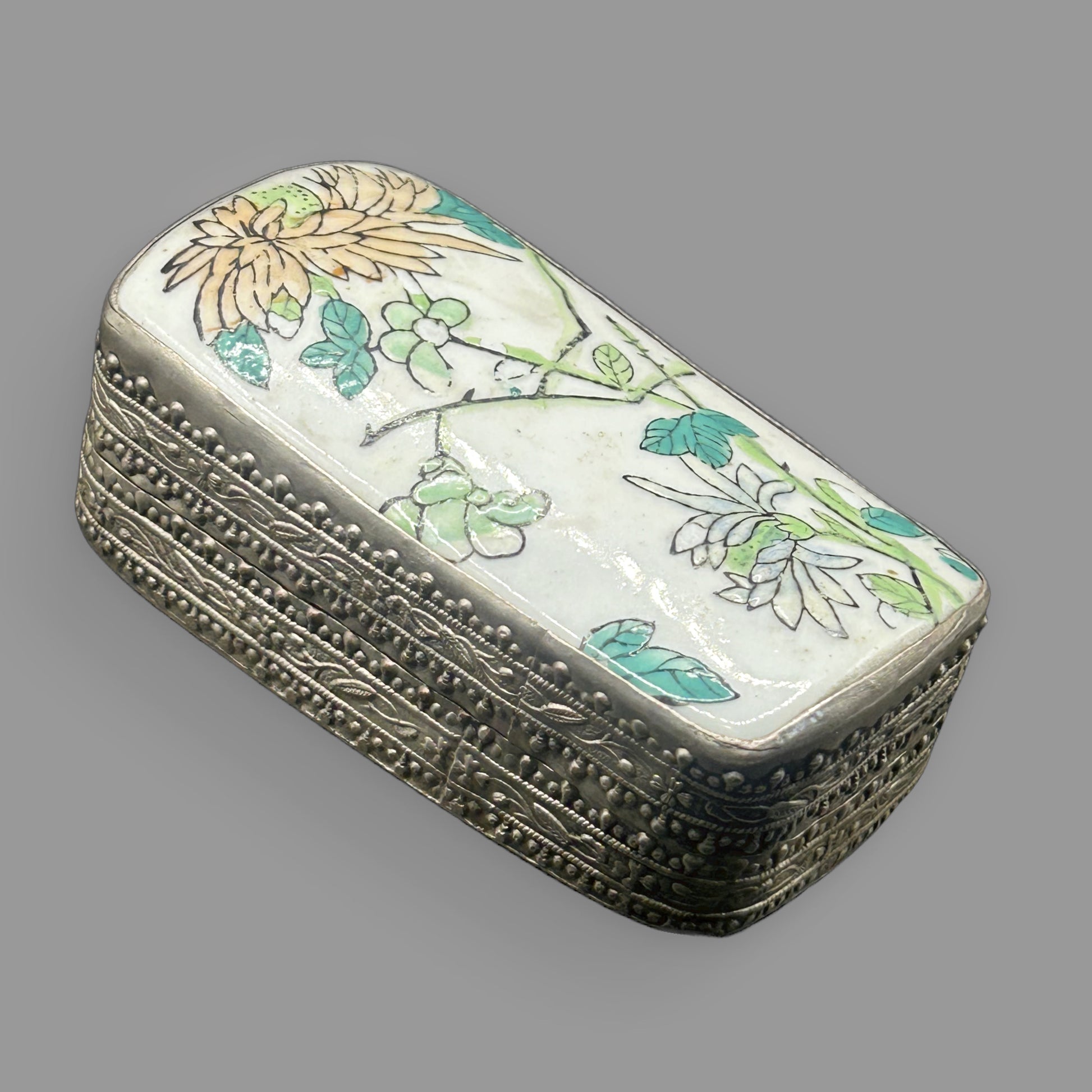 Vintage Chinese Porcelain & Silver-Plated Trinket Box — Handcrafted — detail view