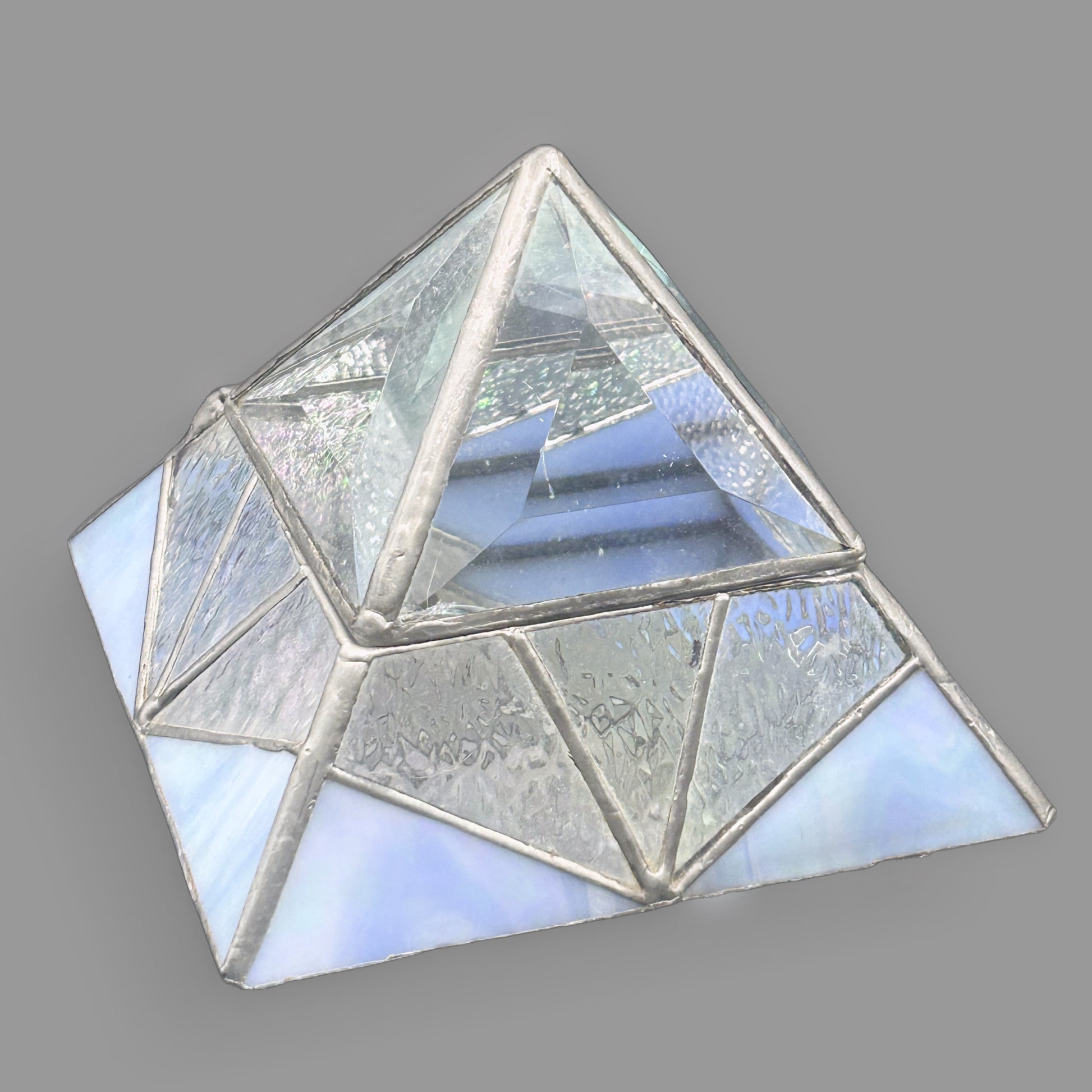 Stained Glass Pyramid Trinket Box — Crystal Display Holder — detail view