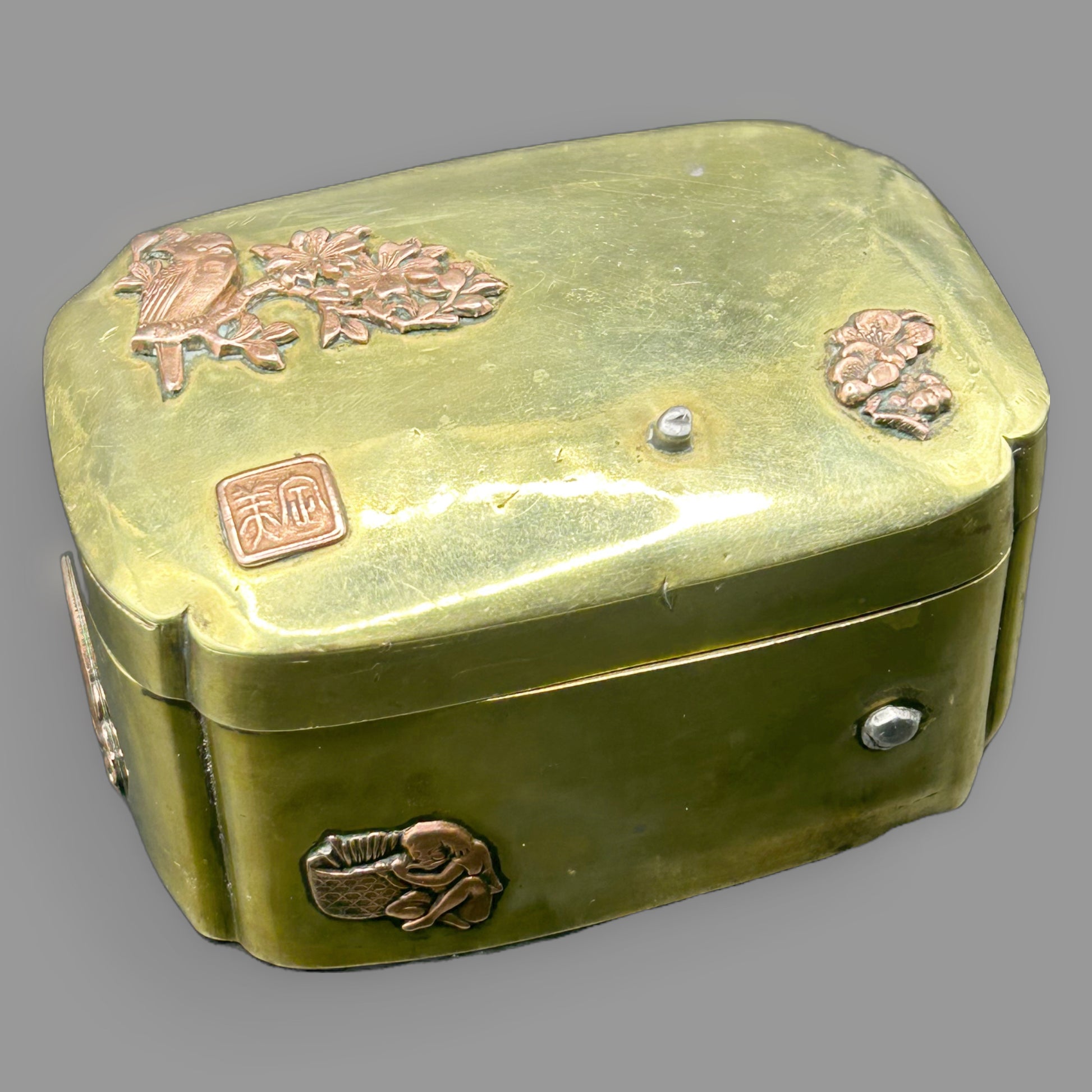 Antique Japanese Brass & Copper Mixed-Metal Trinket Box — detail view